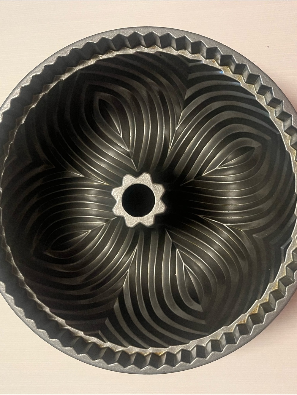 Nordic Ware Bavaria Decorative Swirl Bundt Pan
